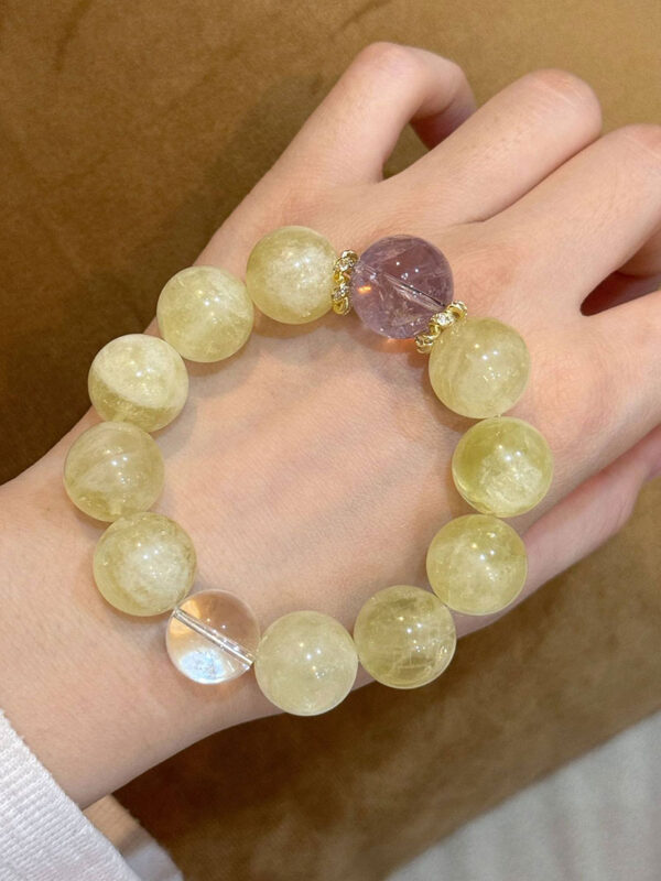 02-佩戴图 crystal bracelets
