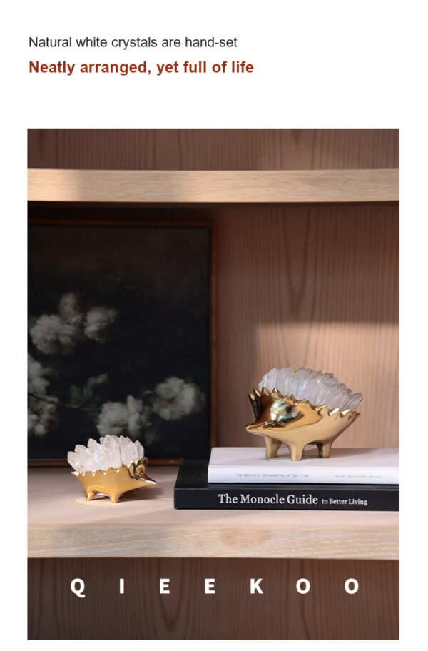 详情-12-英文版 Brass Natural Crystal Hedgehog Ornament