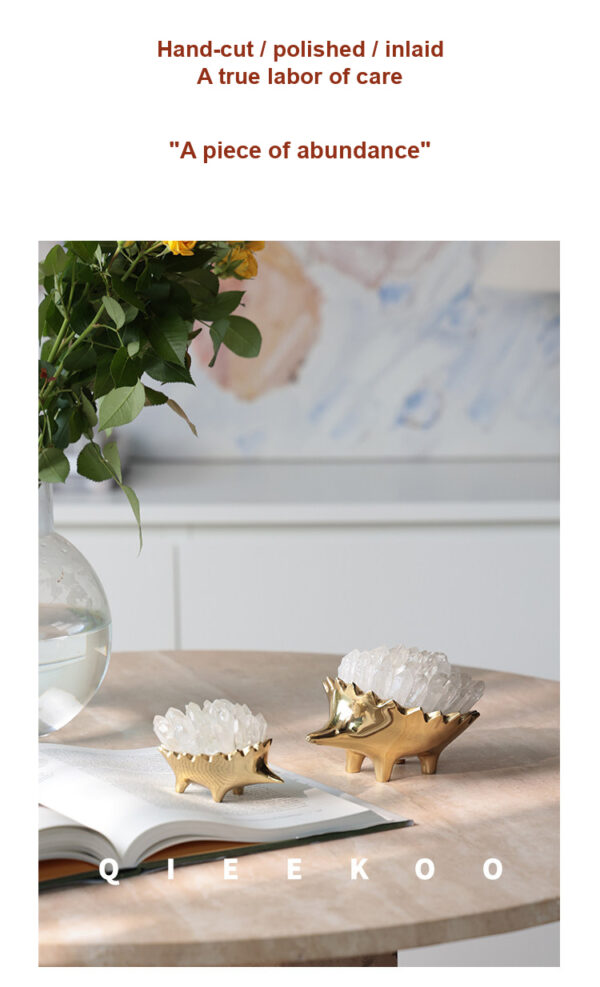 详情-25-英文版 Brass Natural Crystal Hedgehog Ornament